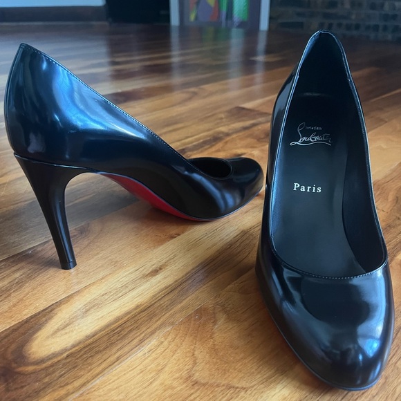 CHRISTIAN LOUBOUTIN
Pumppie Red Sole Calfskin Leather Round Toe, NEW - Picture 6 of 16